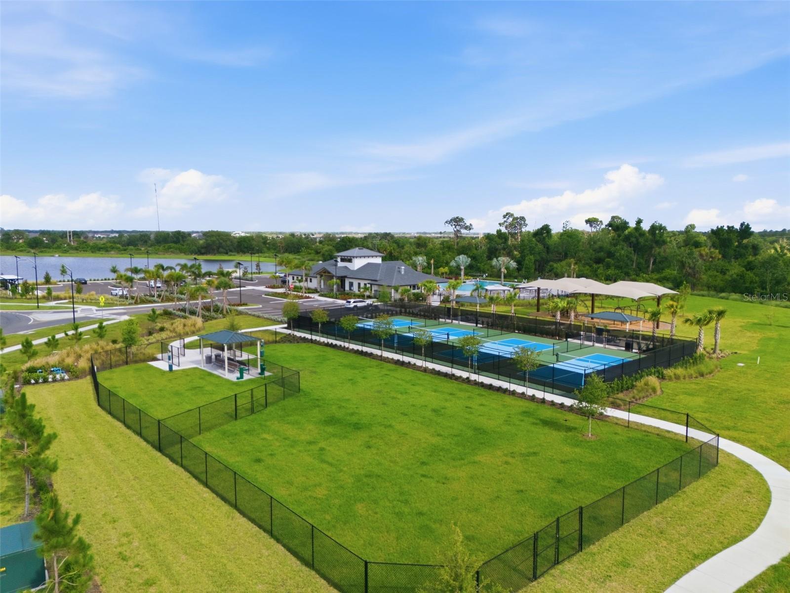 STONEGATE PRESERVE IA - Residential