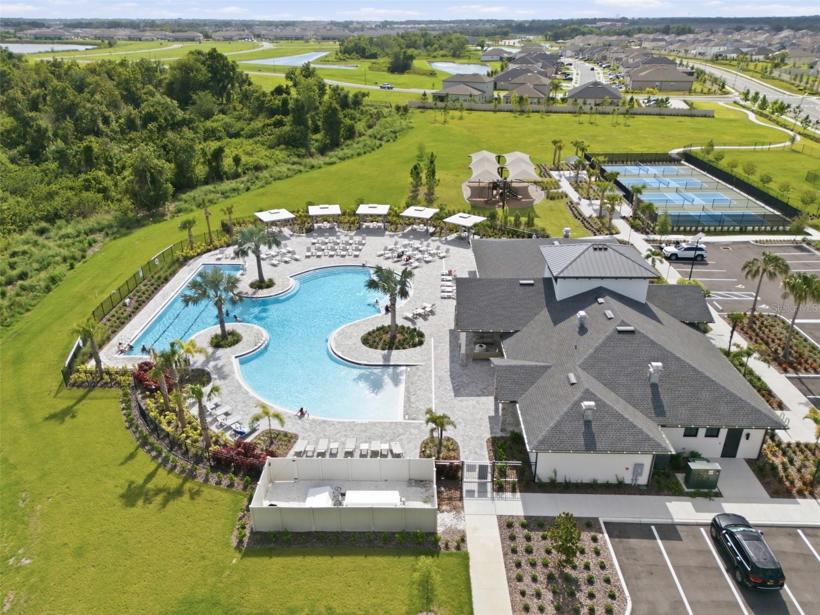 STONEGATE PRESERVE IA - Residential