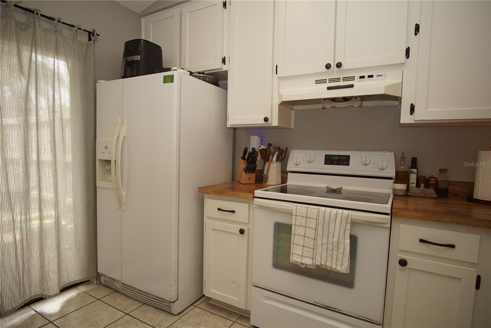 MEADOWOOD CONDO VILLAGE - Residential