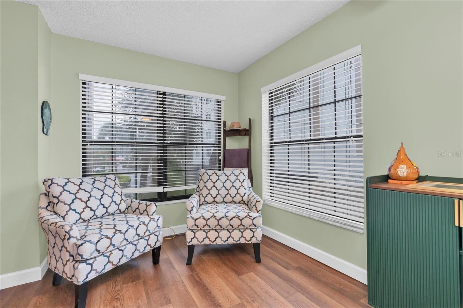 IMPERIAL COVE 14 - Residential