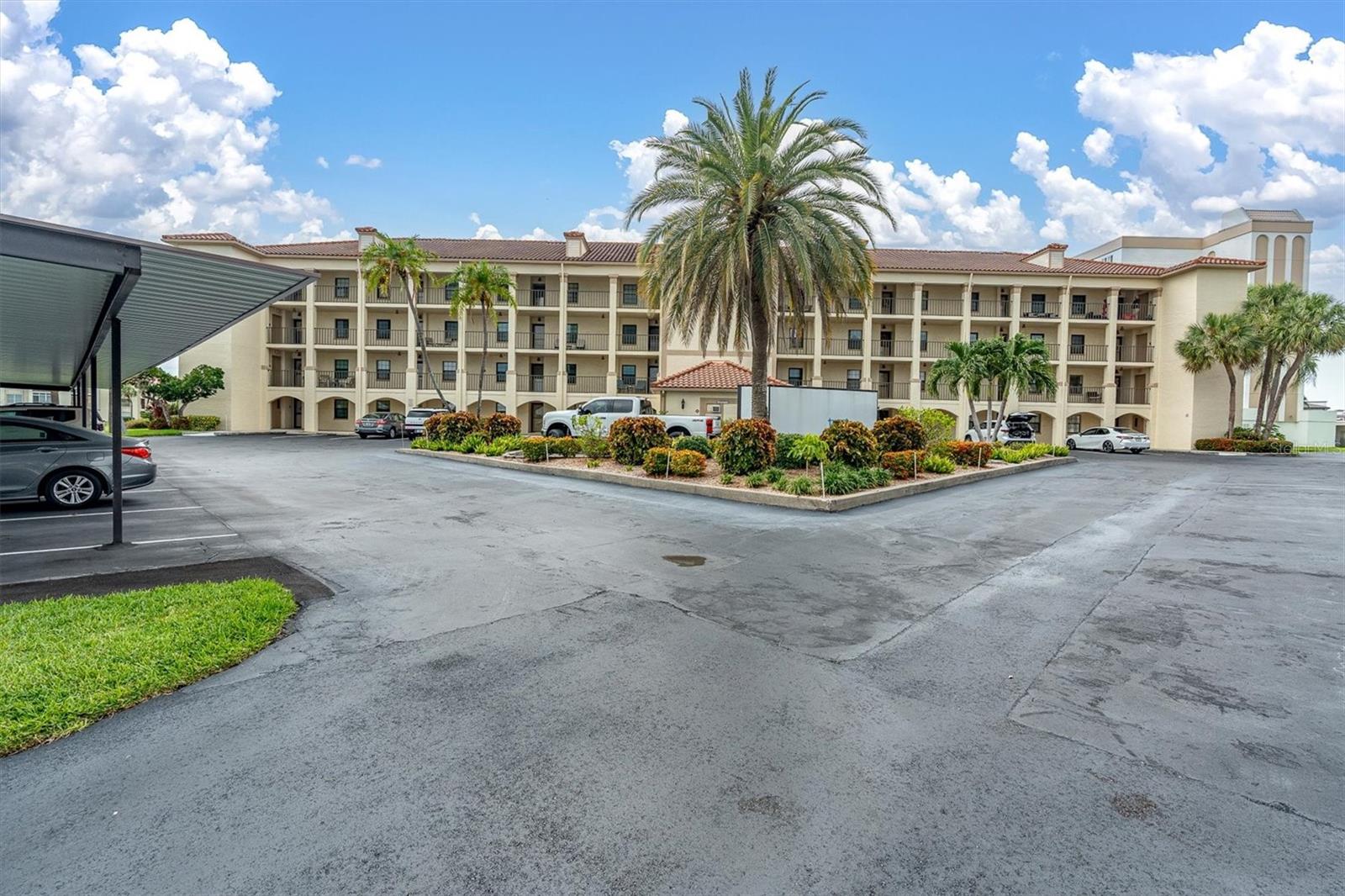 IMPERIAL COVE 14 - Residential