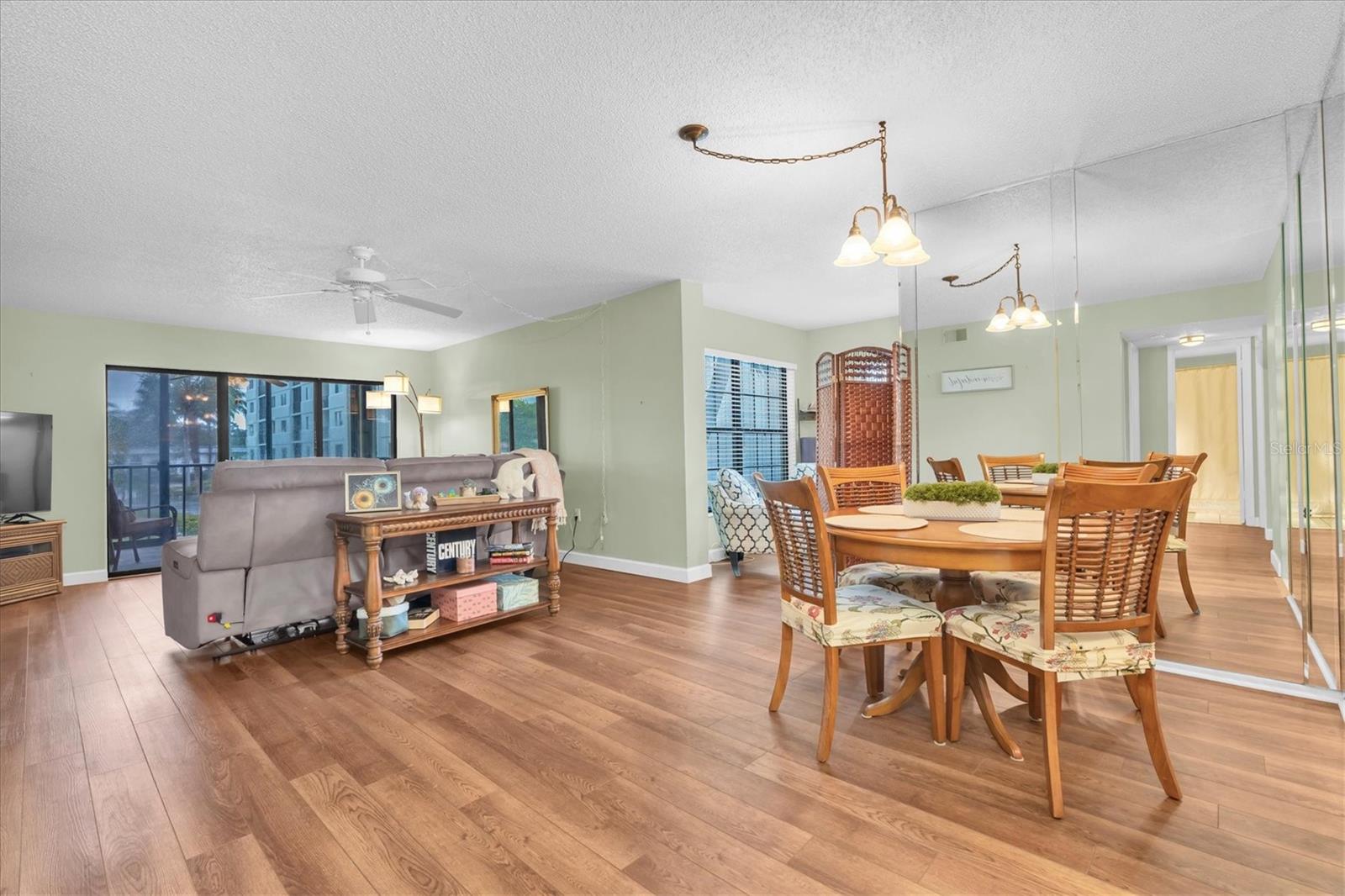 IMPERIAL COVE 14 - Residential