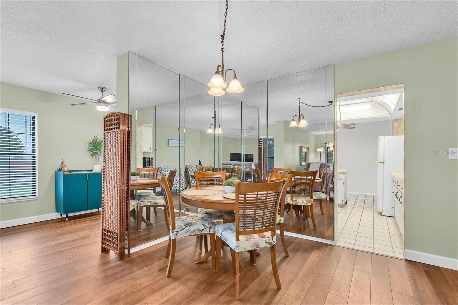 IMPERIAL COVE 14 - Residential