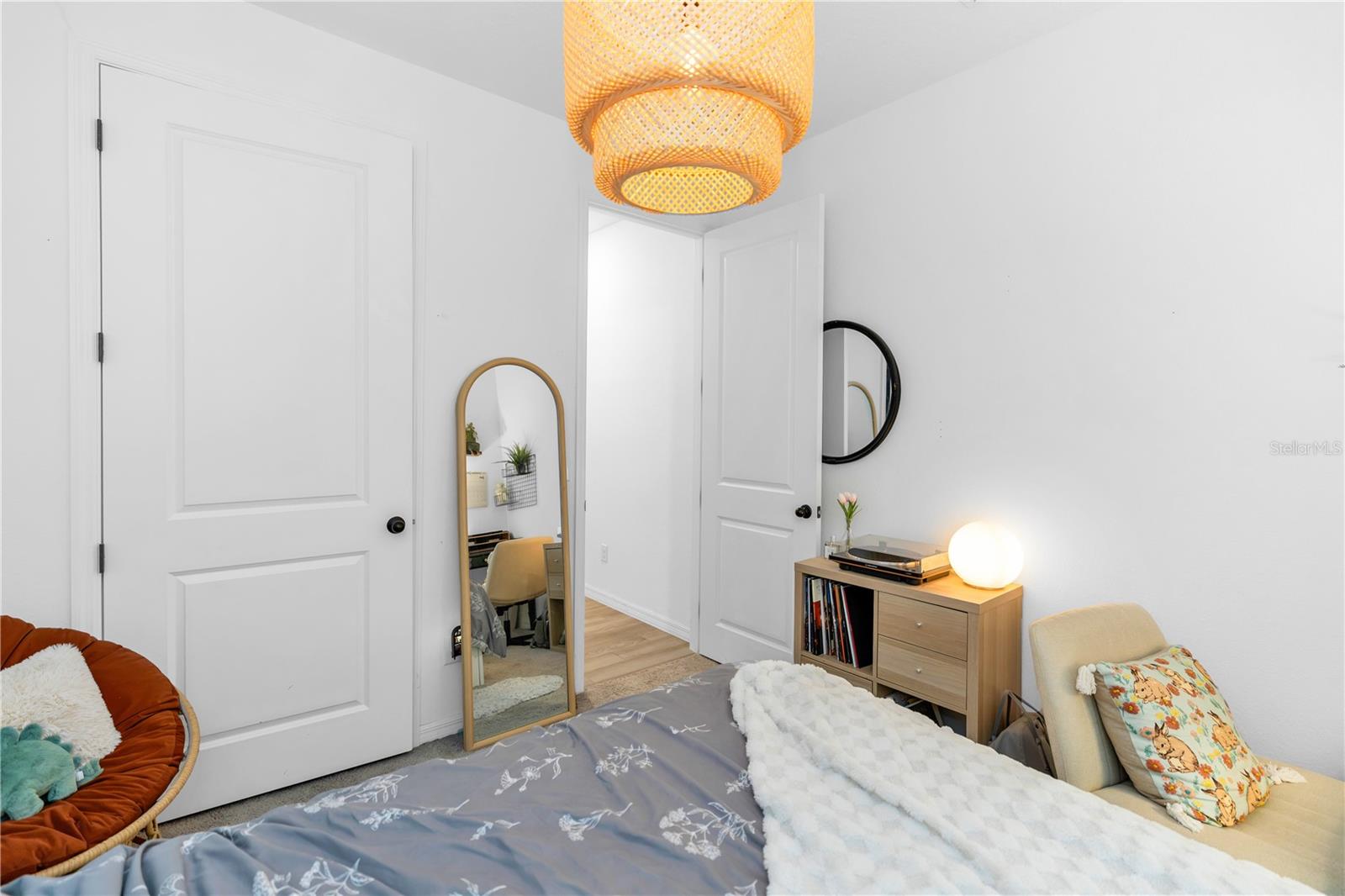 HAMPTON OAKS - Residential