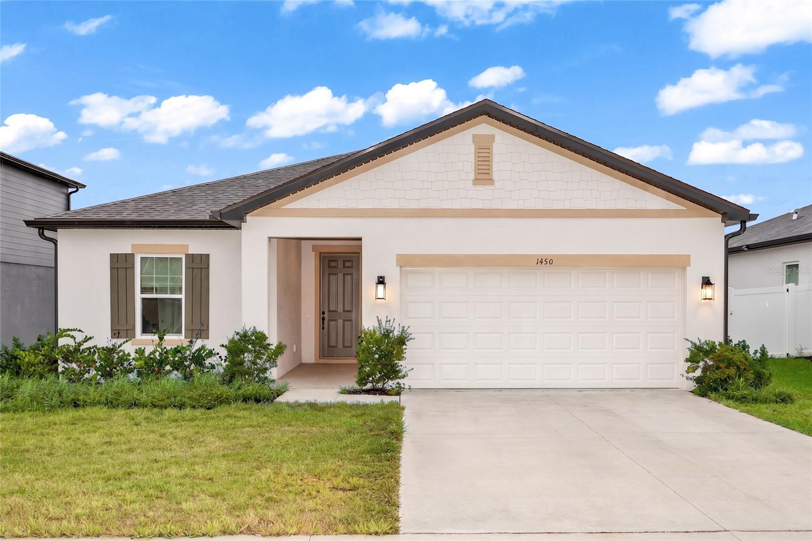 HAMPTON OAKS - Residential