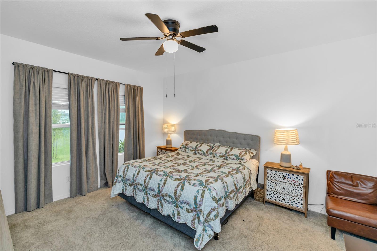 HAMPTON OAKS - Residential