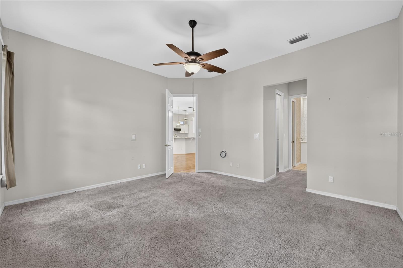 STONEWOOD VILLAS - Residential