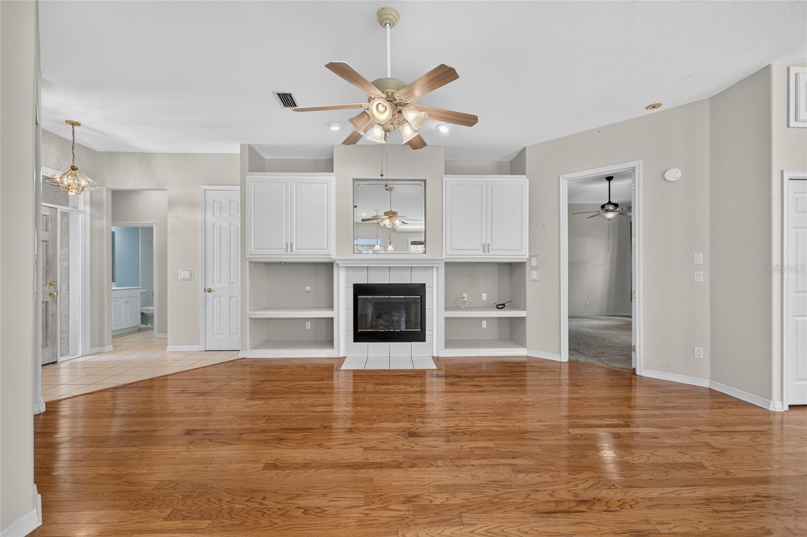 STONEWOOD VILLAS - Residential