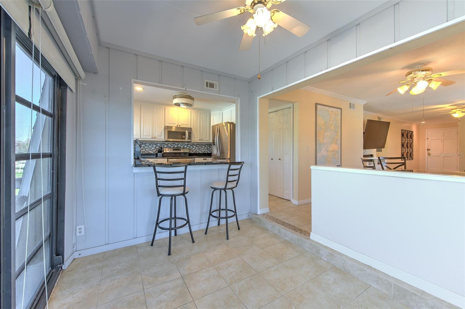 BAL HARBOUR CHATEAUX CONDOMINI - Residential