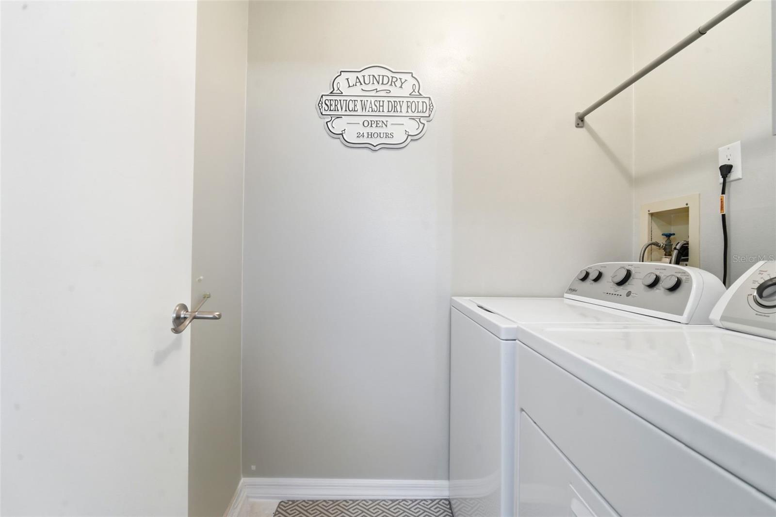 BREEZEWOOD VILLAGE CONDO PH 01-04 - Residential