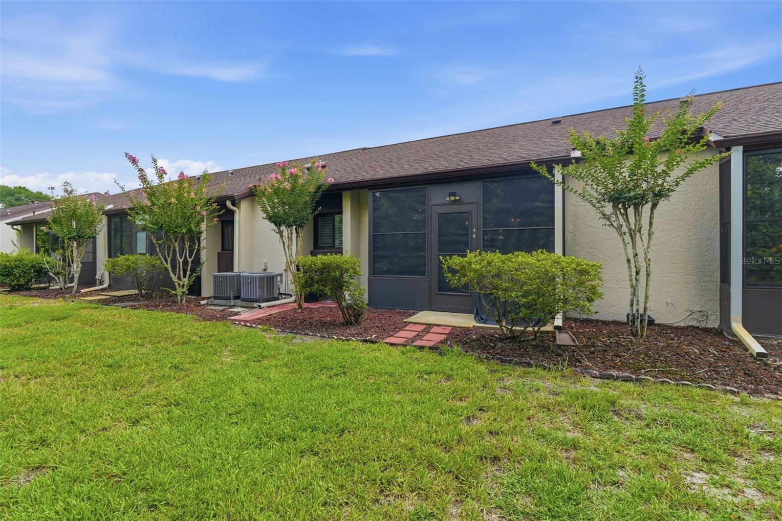 BREEZEWOOD VILLAGE CONDO PH 01-04 - Residential