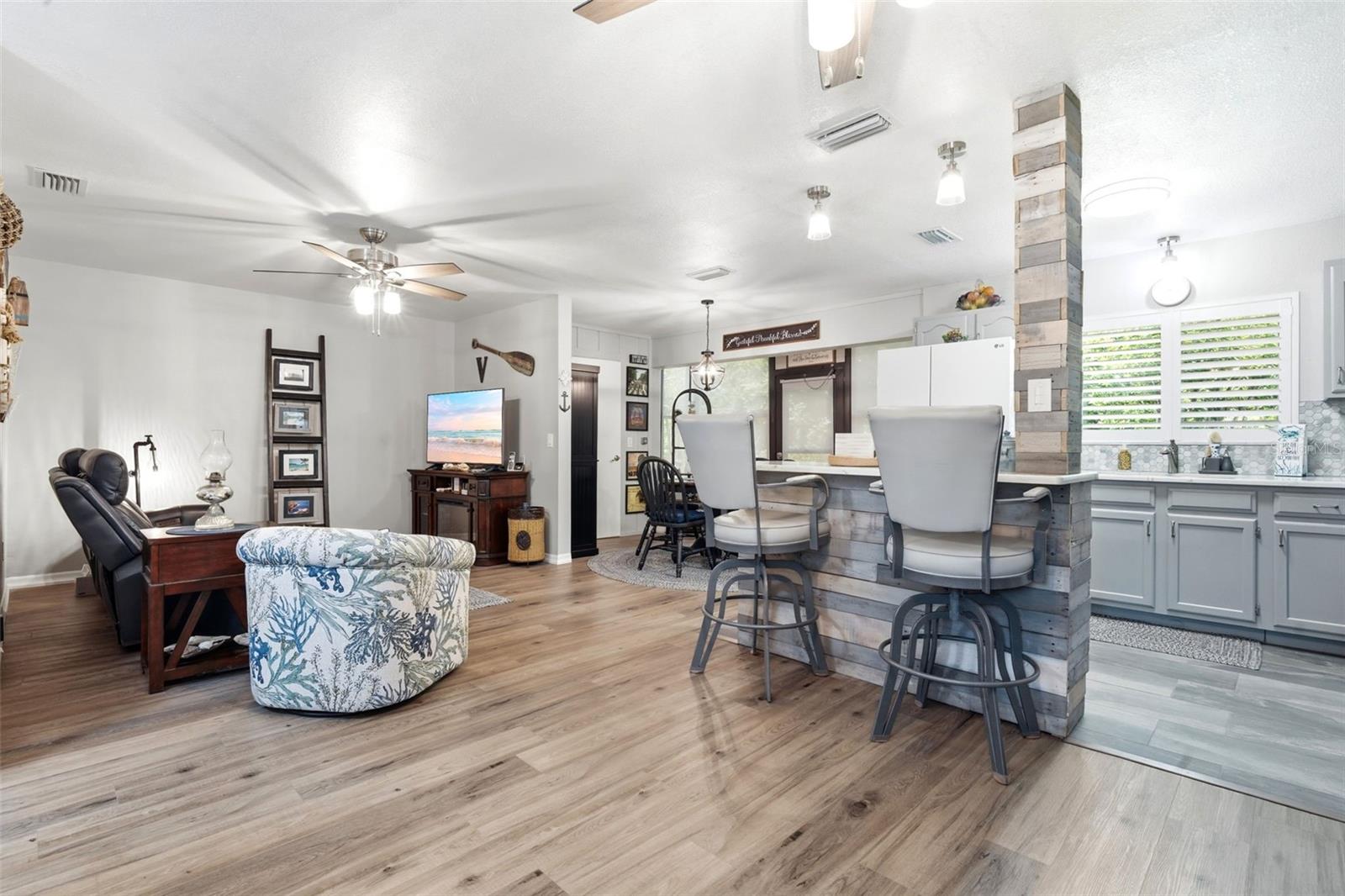 BREEZEWOOD VILLAGE CONDO PH 01-04 - Residential