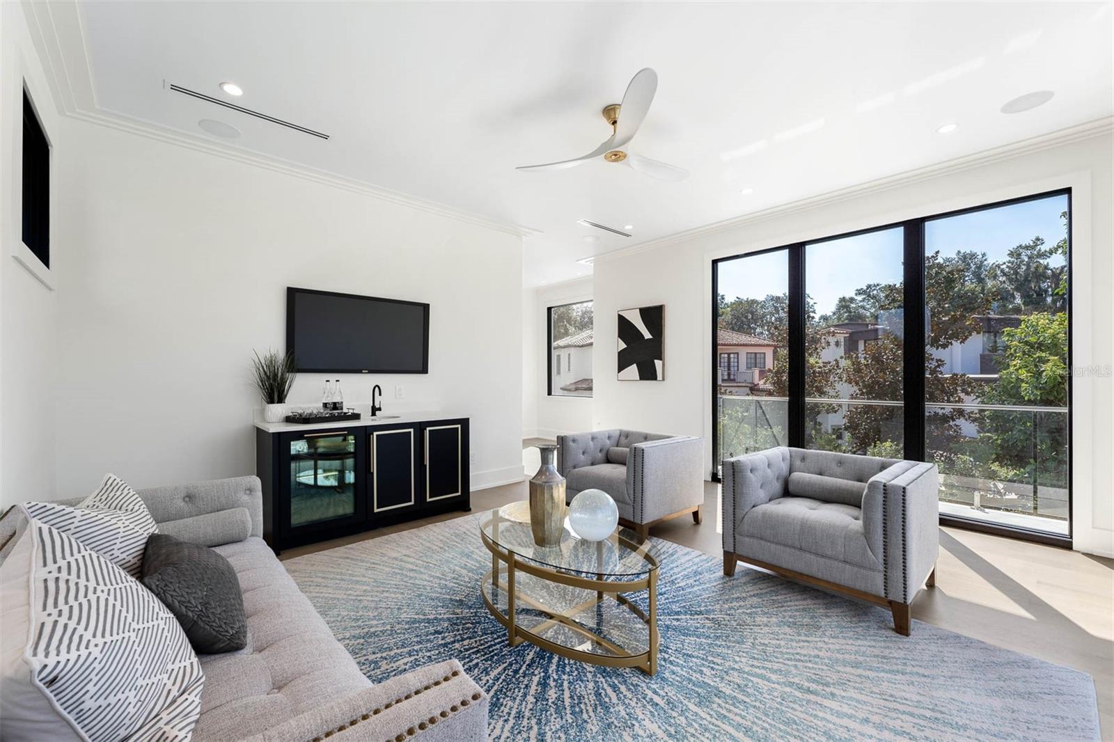 FOREST HILLS - Residential