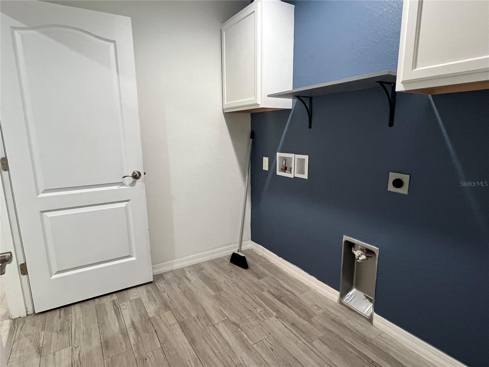 CENTRAL RIDGE ESTATES - Residential