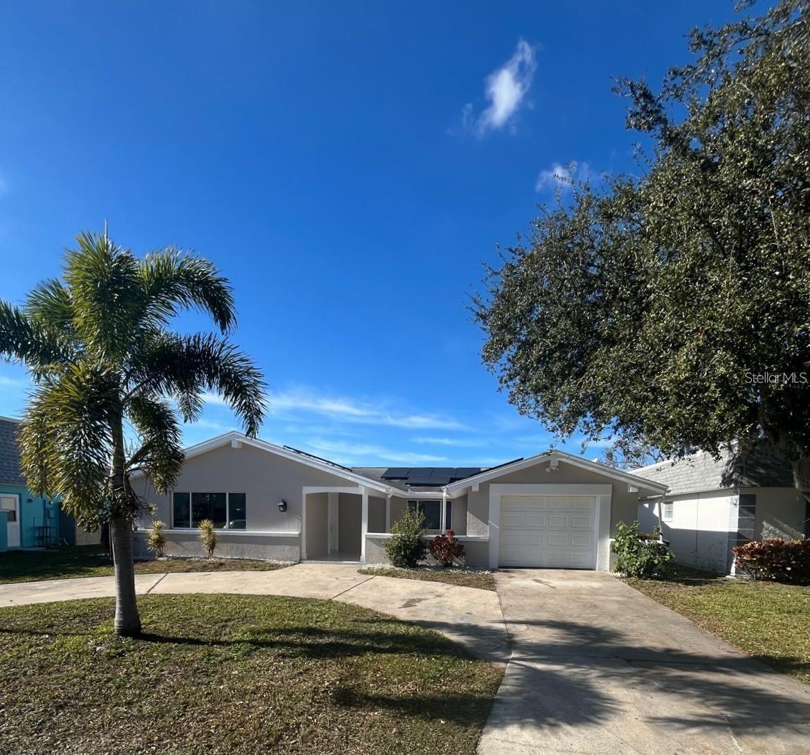 BEACON SQUARE - Residential
