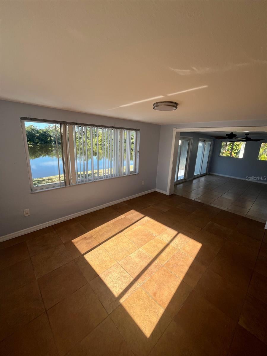BEACON SQUARE - Residential