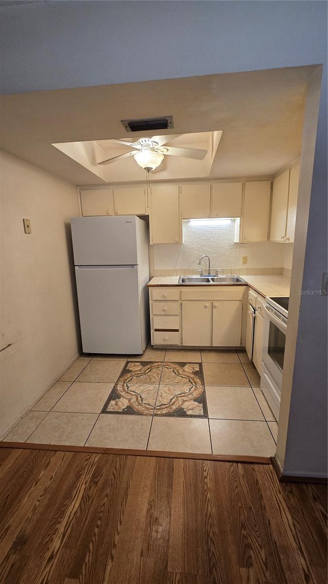 TIFFANY ARMS CONDO - Residential