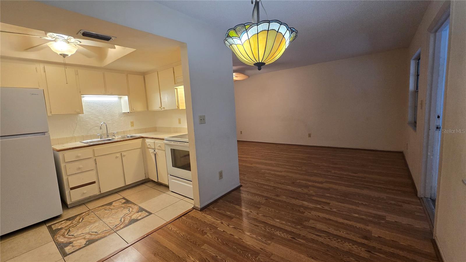 TIFFANY ARMS CONDO - Residential
