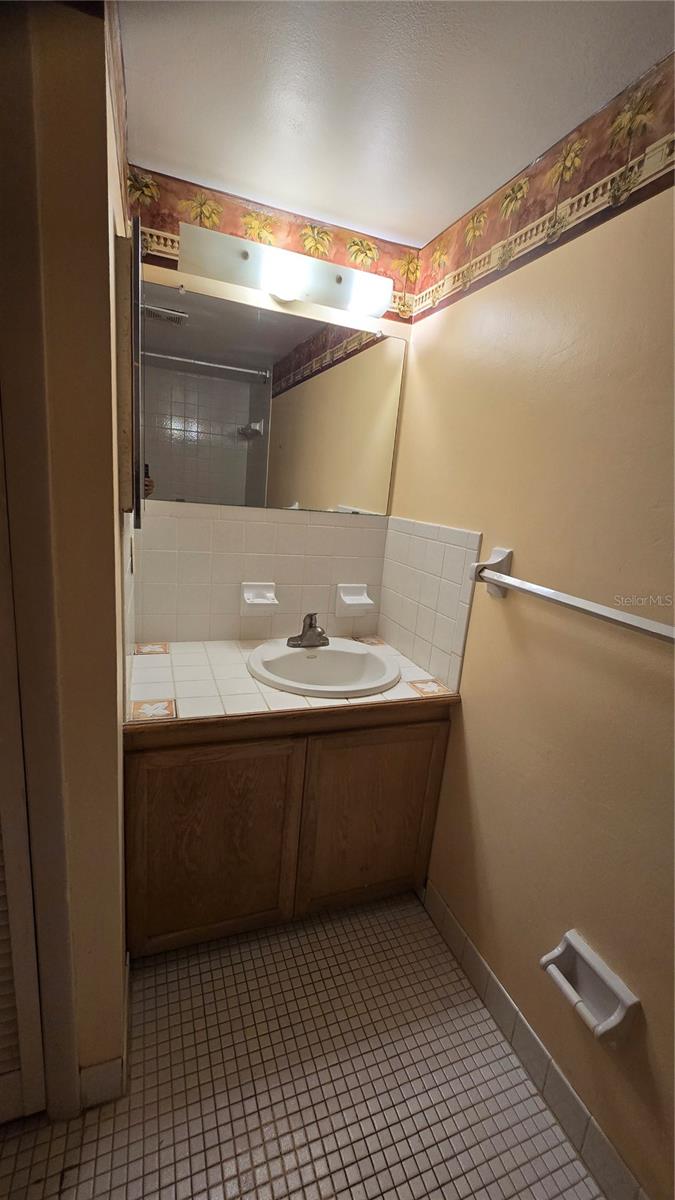 TIFFANY ARMS CONDO - Residential