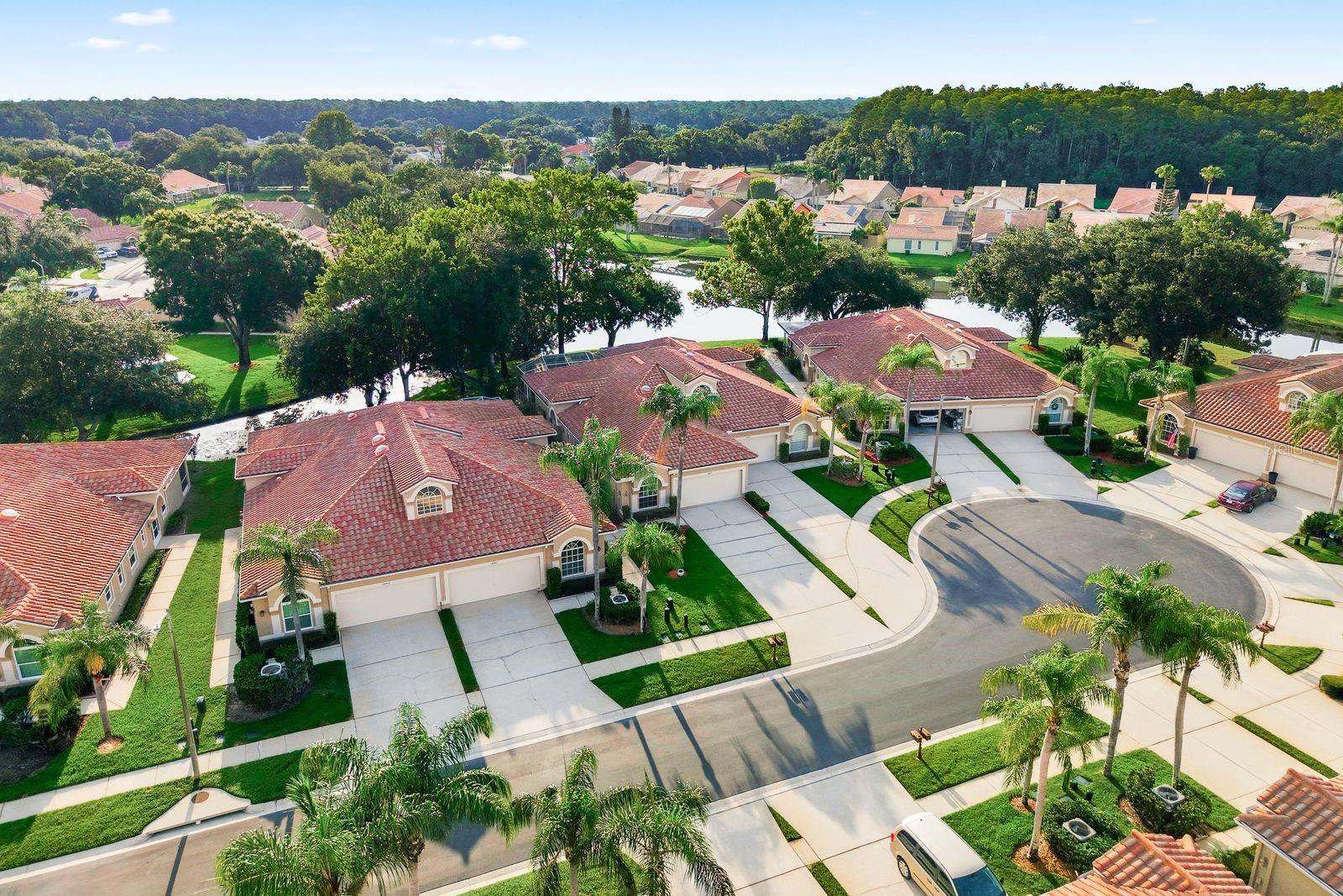 SALEM SQUARE - Residential