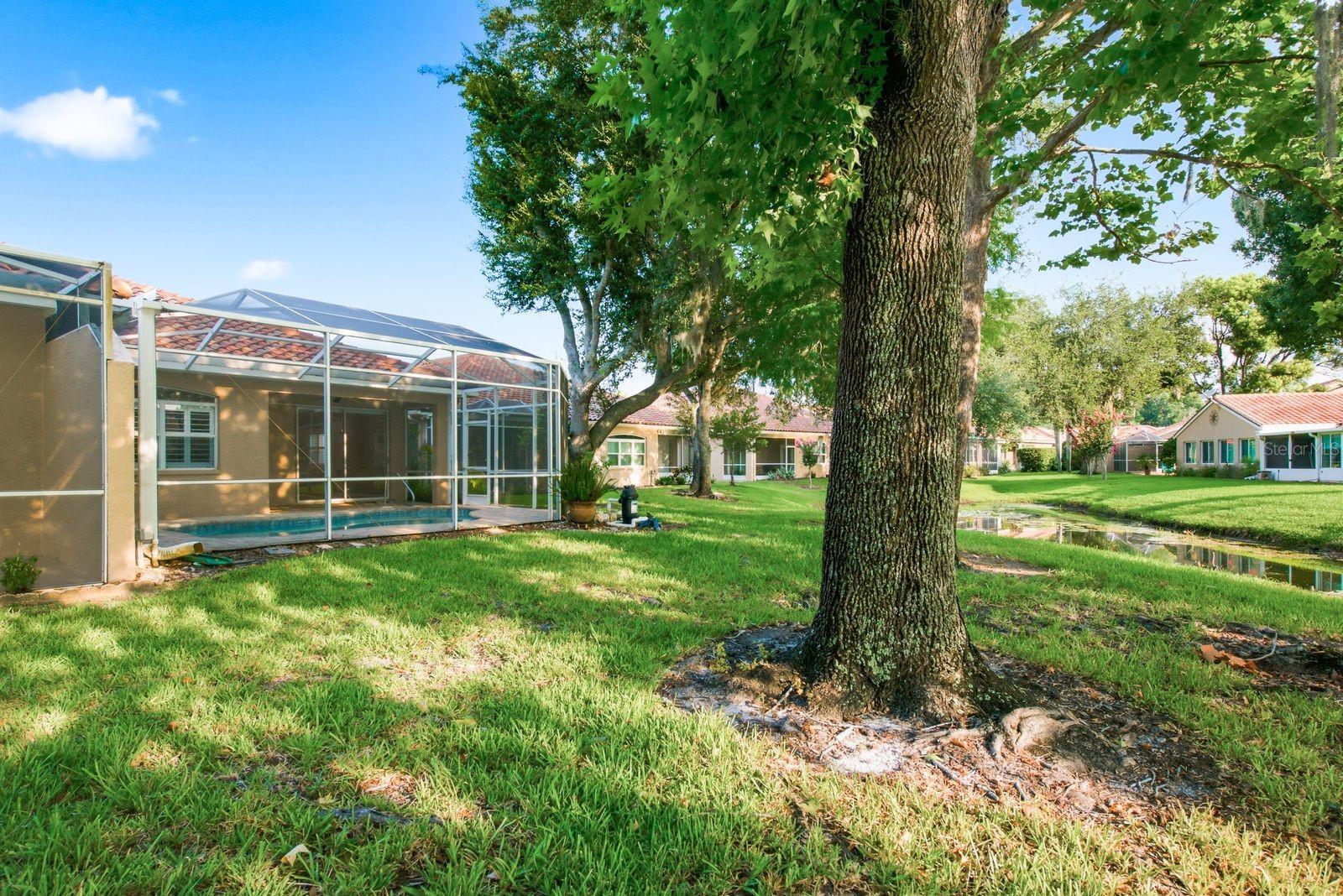 SALEM SQUARE - Residential