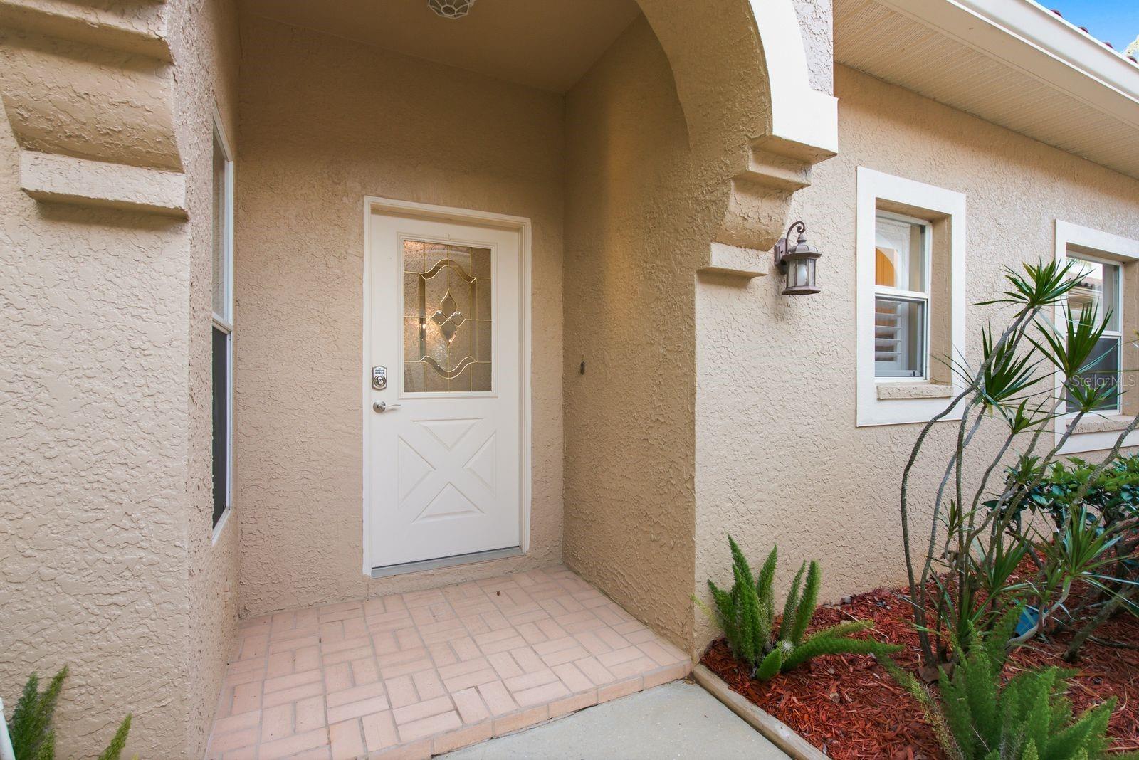 SALEM SQUARE - Residential