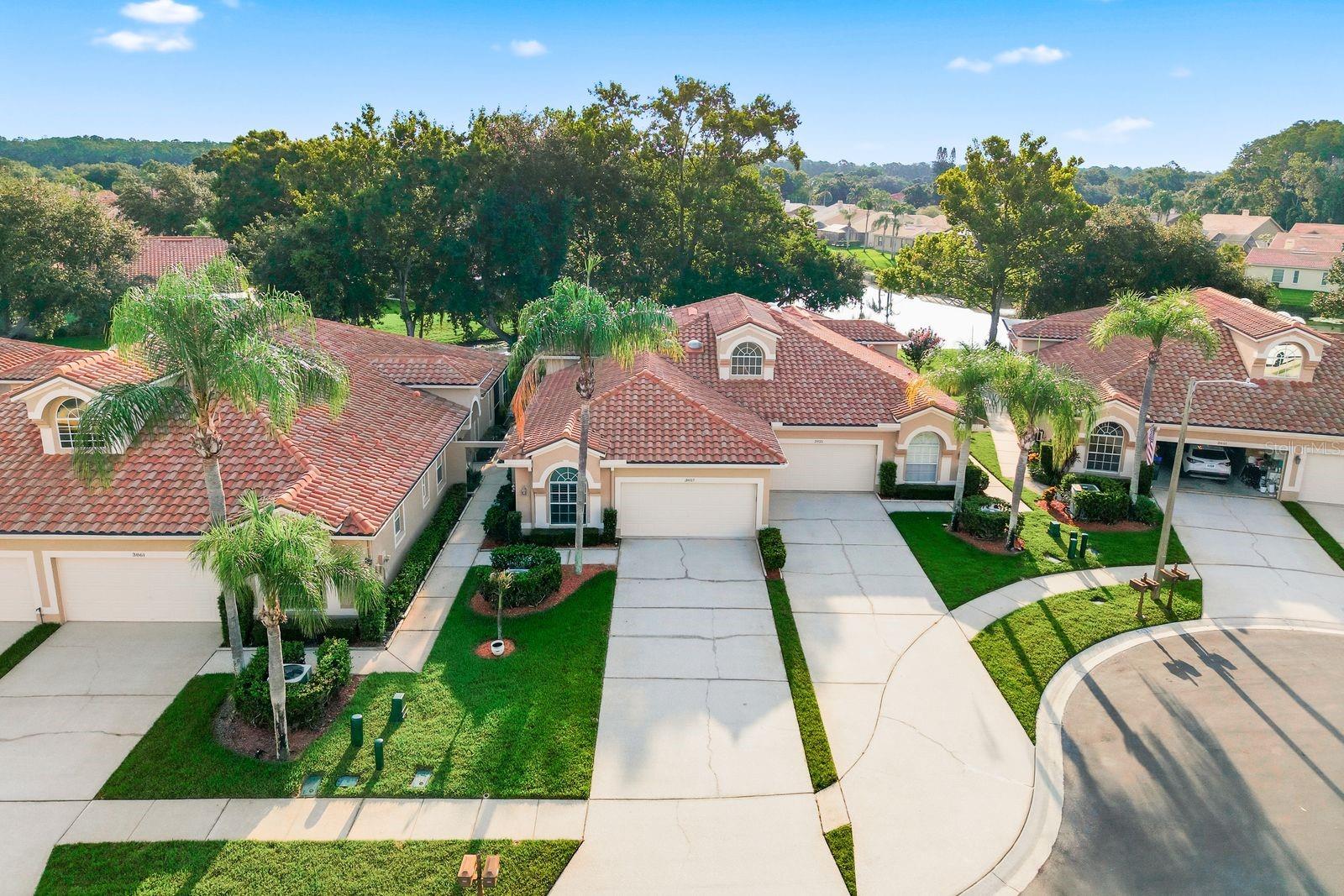 SALEM SQUARE - Residential