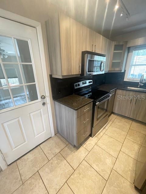 FLORIDA AVE HEIGHTS - Residential Lease