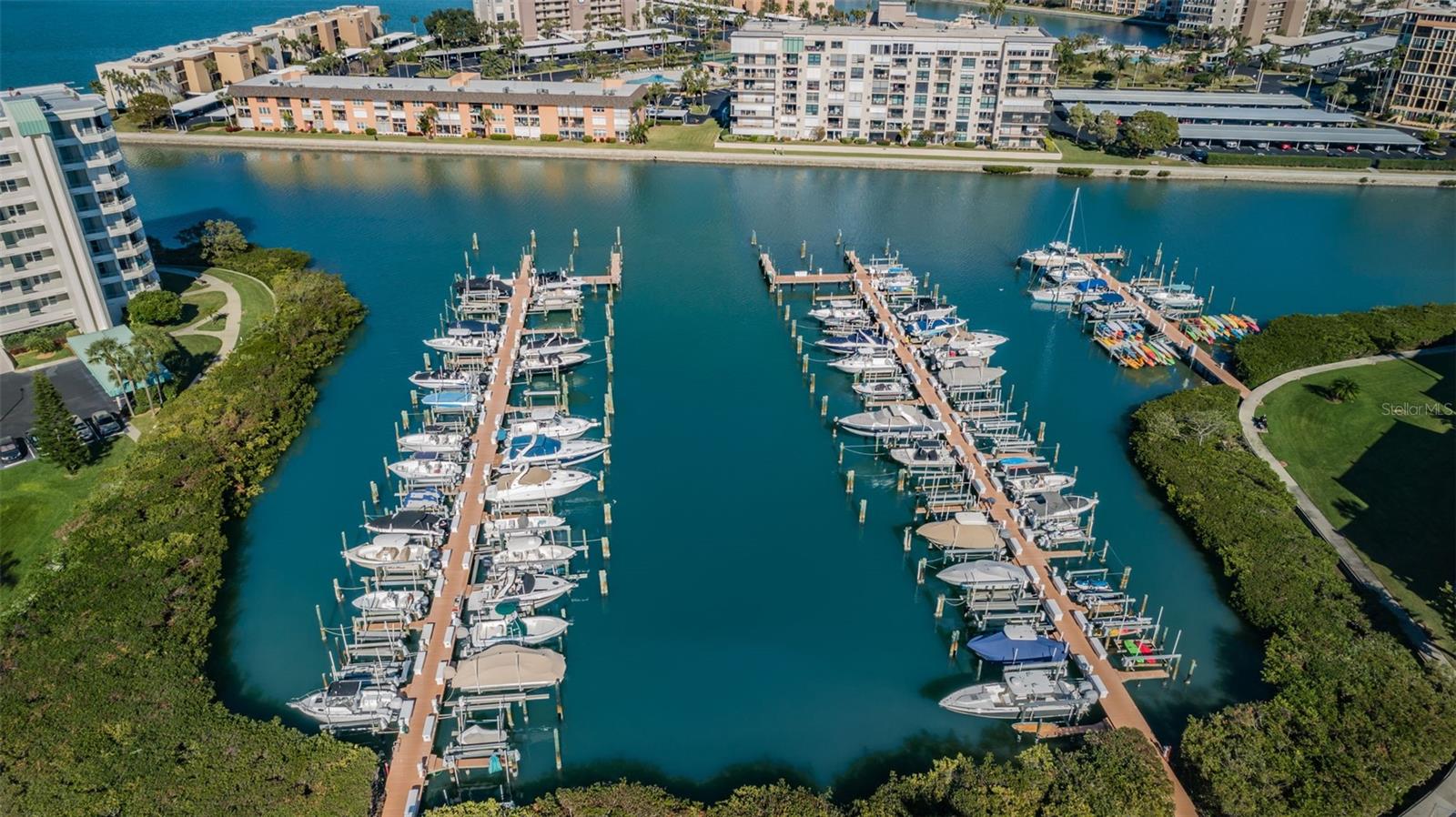 HARBOURSIDE CONDO - Residential