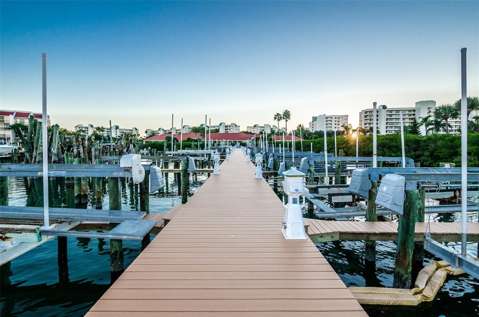 HARBOURSIDE CONDO - Residential