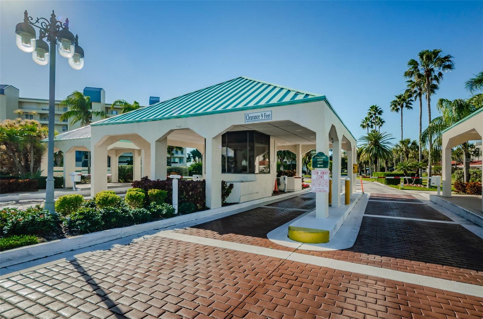HARBOURSIDE CONDO - Residential