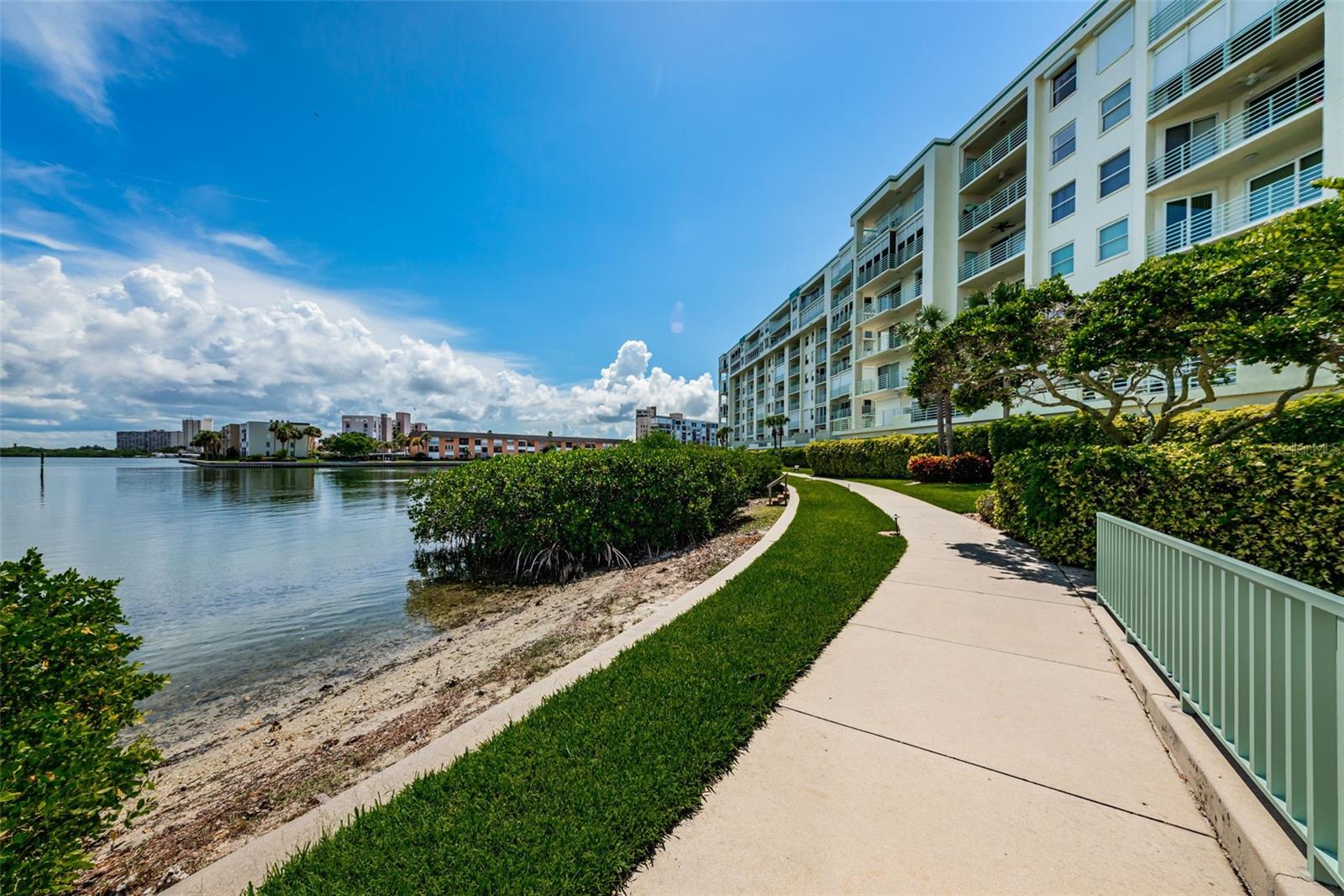 HARBOURSIDE CONDO - Residential