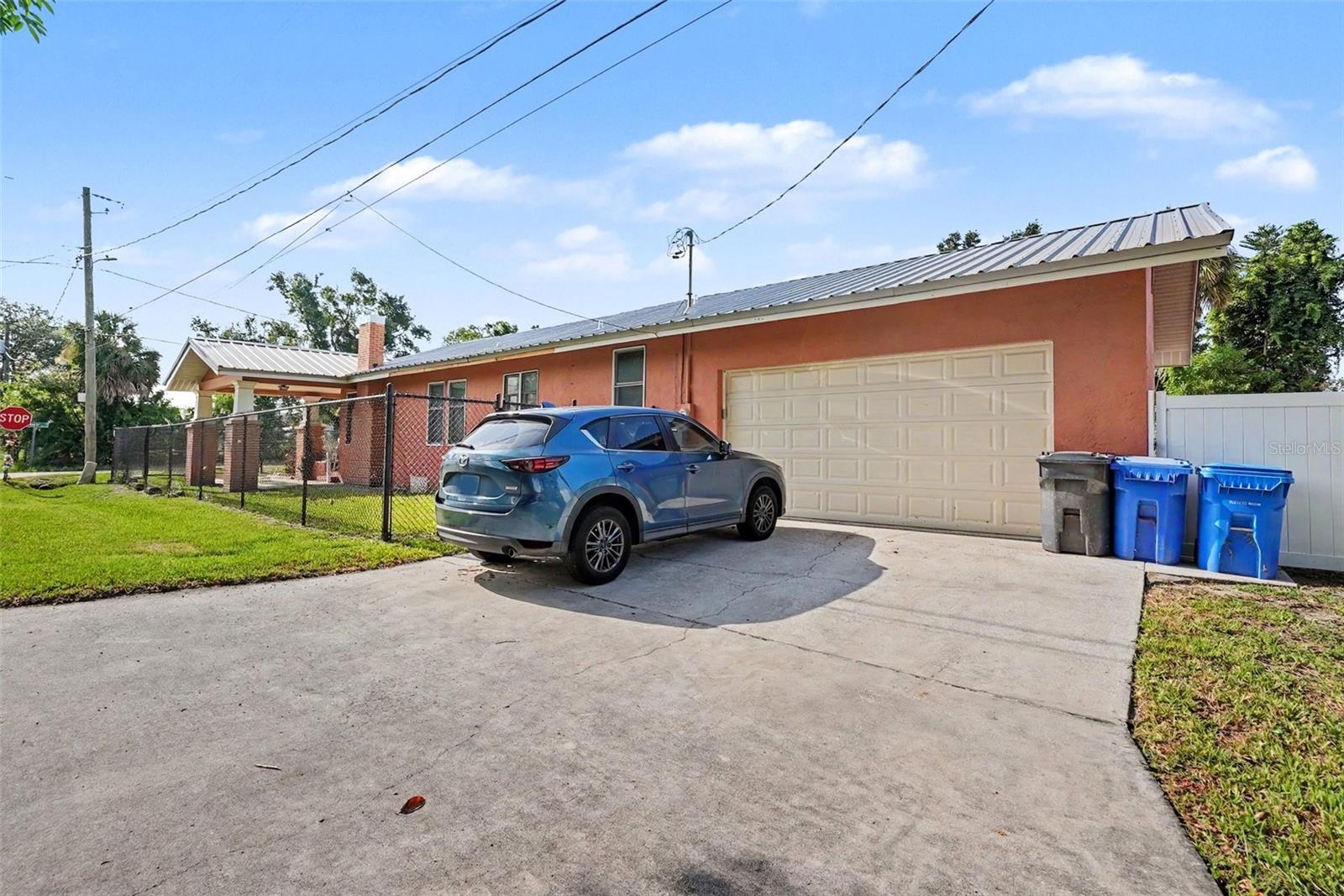 GIBSONTON ON THE BAY - Residential