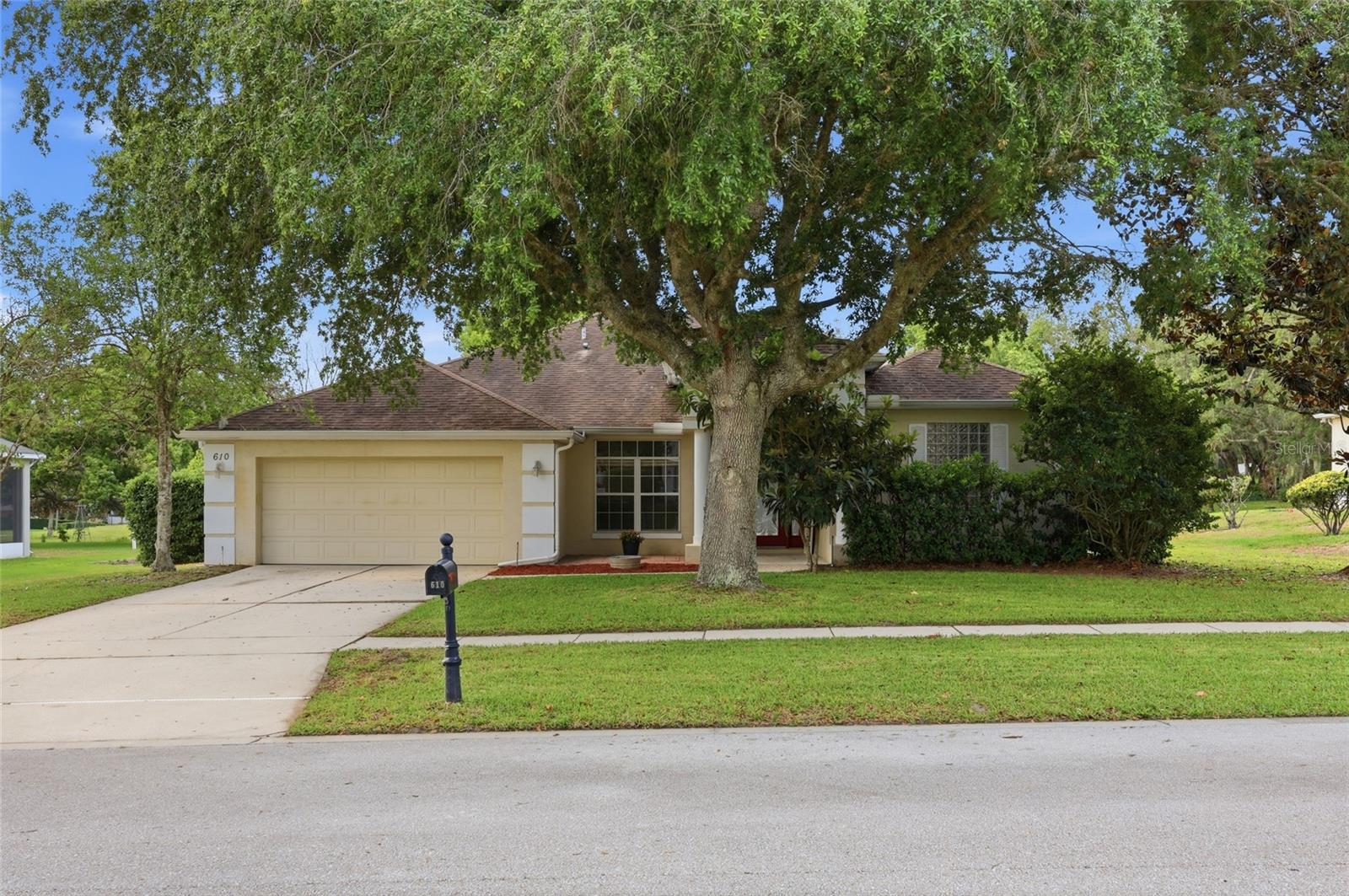 Welcome home to this spacious property located in the highly sought-after Rock Springs Ridge subdivision in Apopka! This beautiful neighborhood sits just minutes from Kelly Park and Wekiva Springs State Park, offering quick access to world-class natural swimming, tubing, and kayaking.
 
From the moment you arrive, the curb appeal hints at the spacious elegance inside. The thoughtful layout features both a formal living room and a formal dining room, perfect for hosting holiday gatherings and special occasions. At the heart of the home, a open kitchen directly overlooks the expansive family room, creating a seamless and inviting space for everyday living and entertaining.

The accommodations are equally impressive with generously sized, spacious bedrooms. The true highlight is the massive primary retreat, which boasts a unique, versatile bonus room directly off the side—an ideal space to use as a nursery, private study, home office, or reading nook.

Step out back into your own private oasis with screened in porch. The spacious backyard offers a blank canvas with more than enough room to design and build a massive custom pool, install a playground, or create the ultimate outdoor entertainment zone. Located in a vibrant, established neighborhood known for its custom feel and beautiful landscape, this home truly has it all. Don't miss your chance to make it your own.