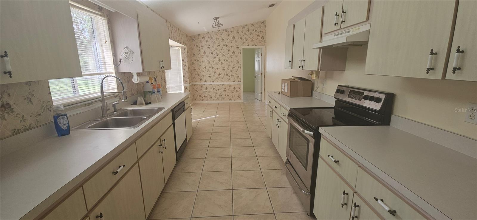 SPRUCE CRK PRESERVE PH I - Residential Lease