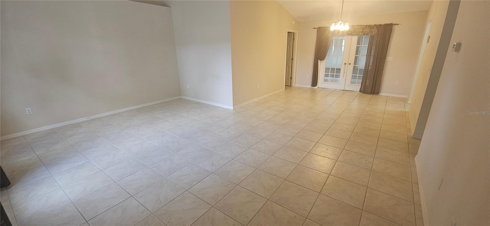 SPRUCE CRK PRESERVE PH I - Residential Lease
