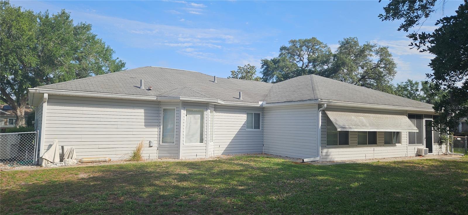 SPRUCE CRK PRESERVE PH I - Residential Lease