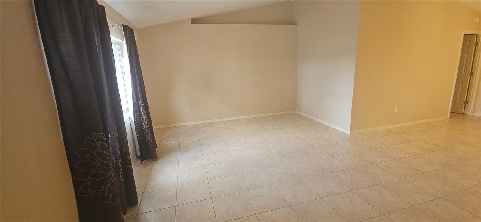SPRUCE CRK PRESERVE PH I - Residential Lease