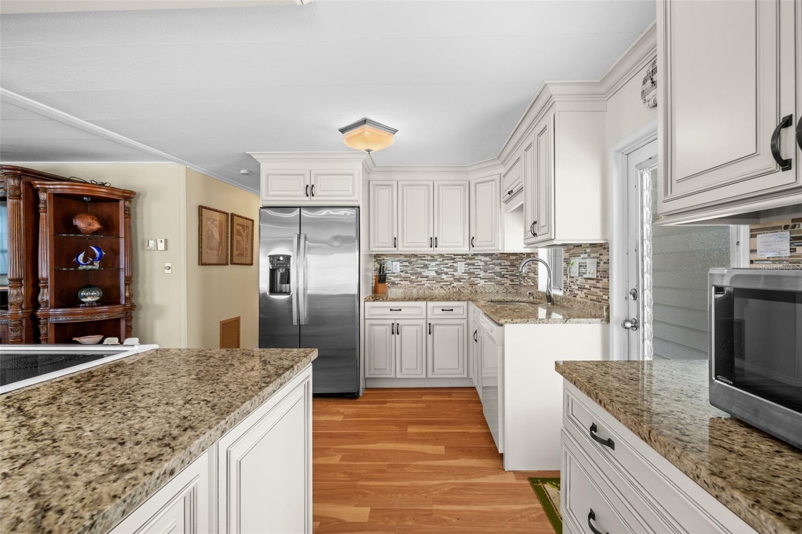 OAKWOOD MANOR - Residential