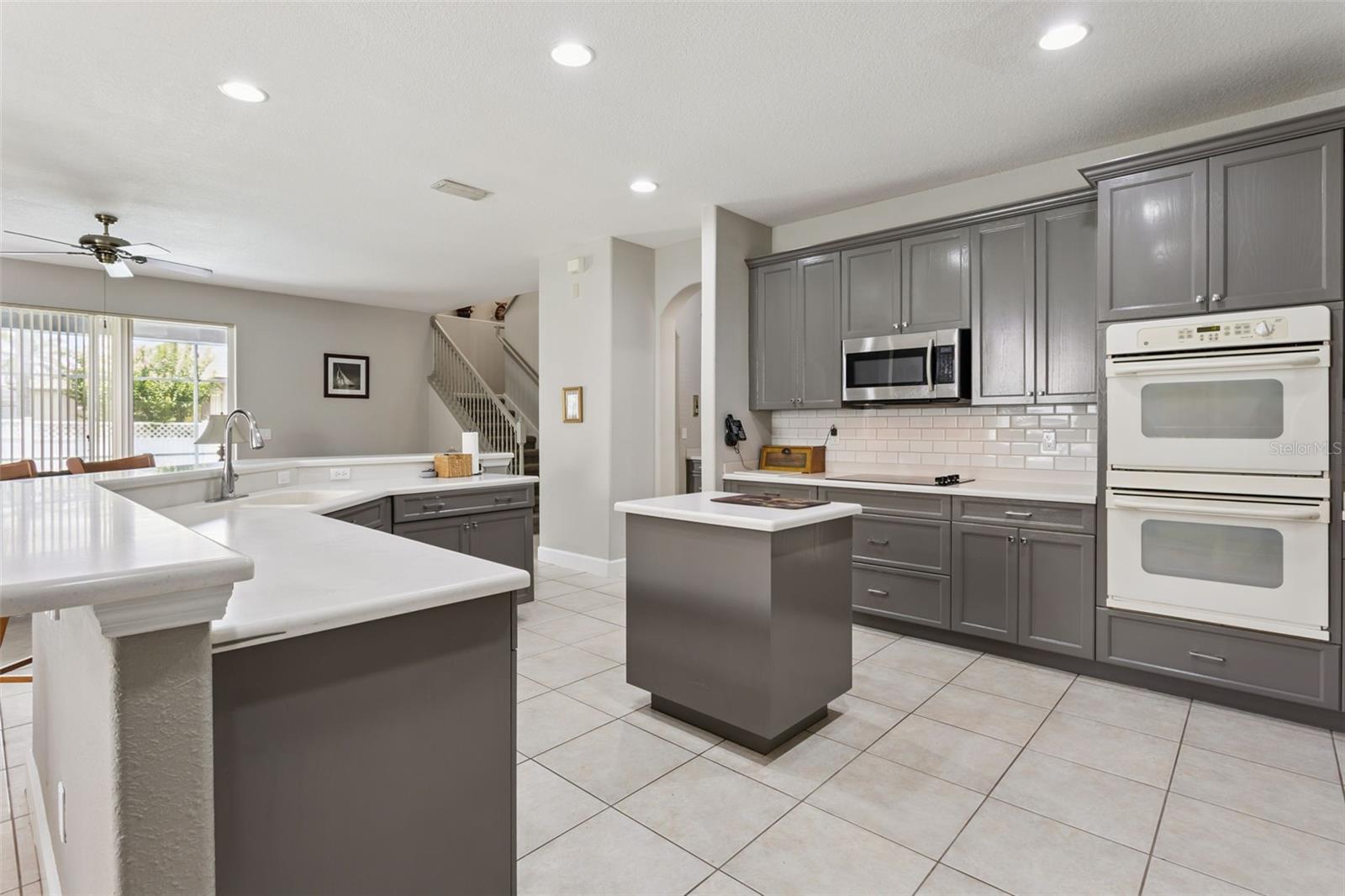 CRESTWOOD PH 2 - Residential