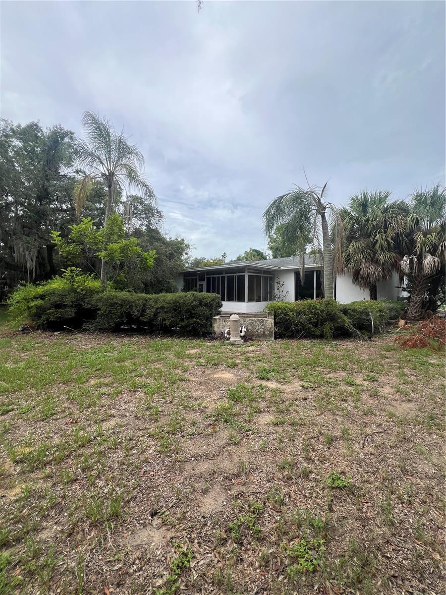 LAKE BUTLER VILLA COS SUB - Residential