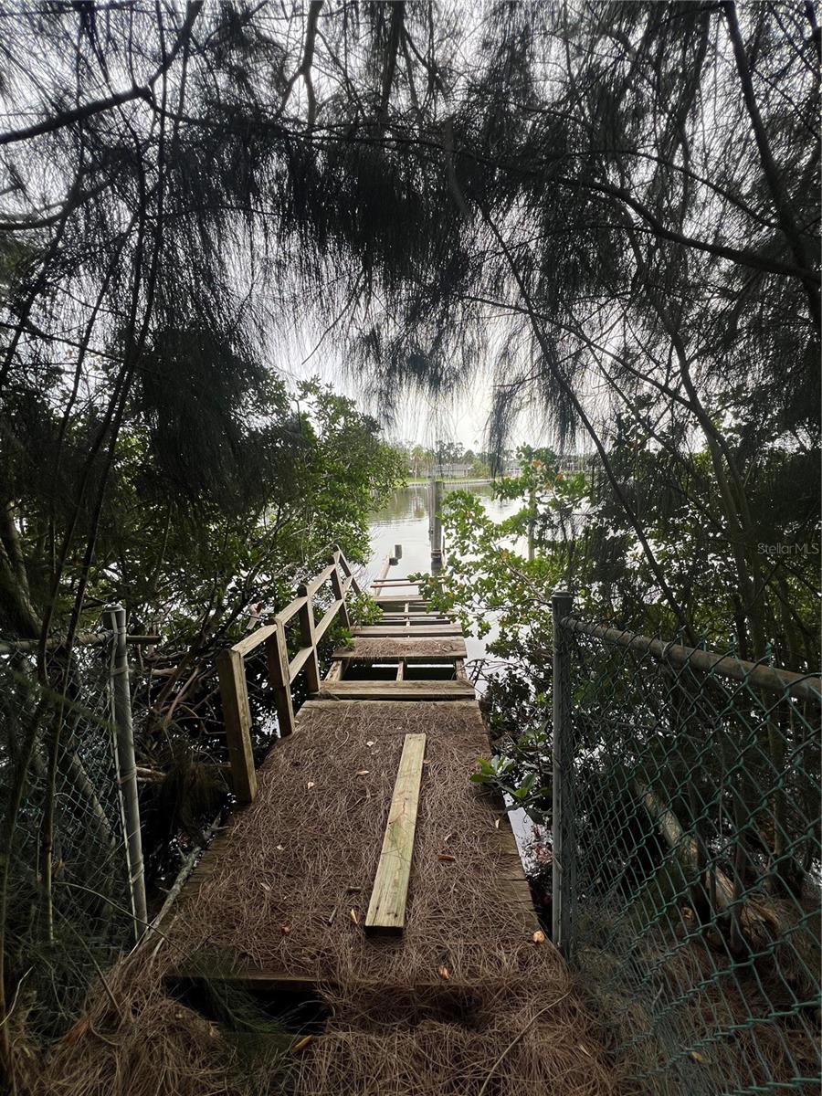 LAKE BUTLER VILLA COS SUB - Residential