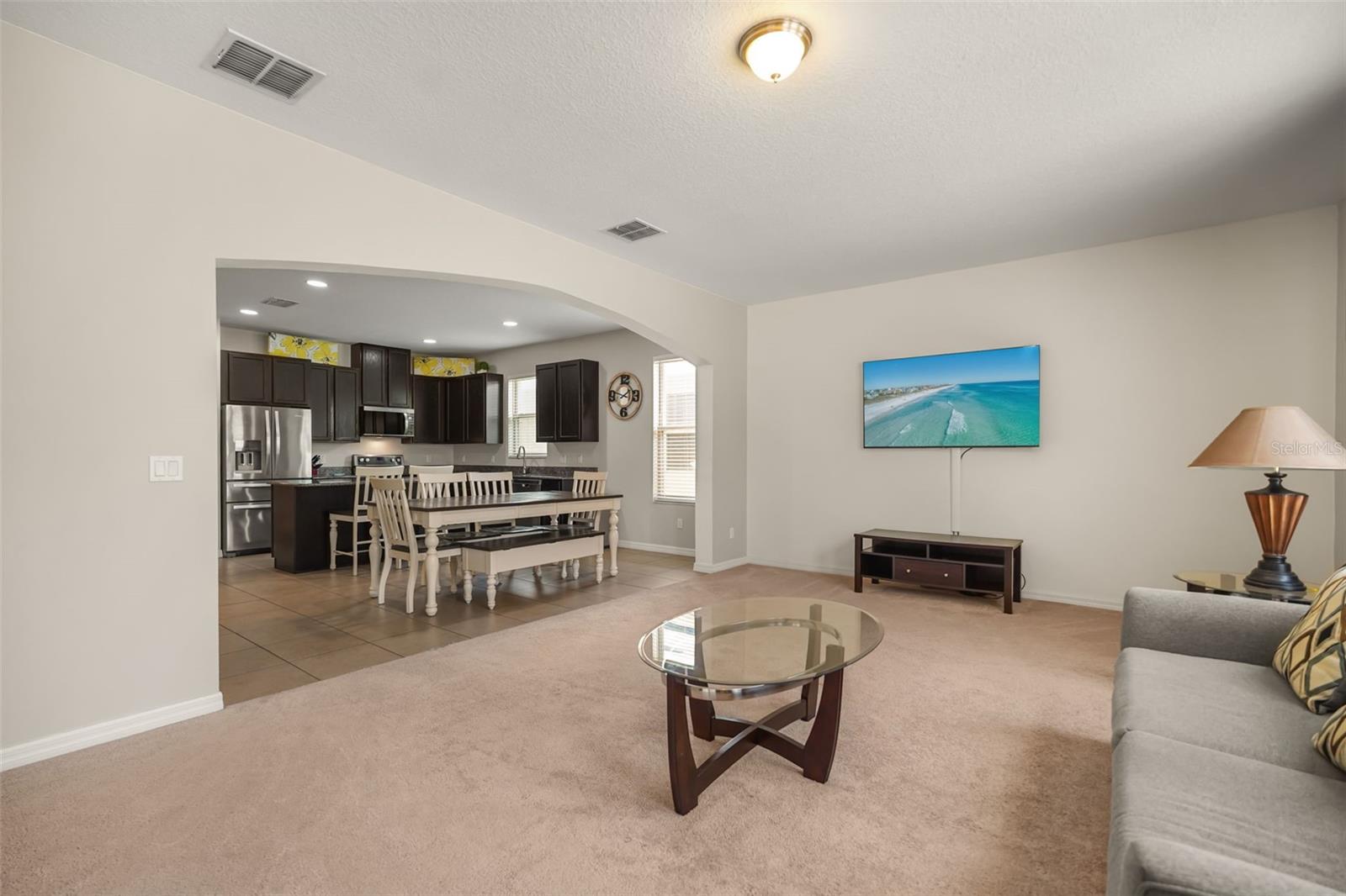 NOVA POINTE PH 2 - Residential