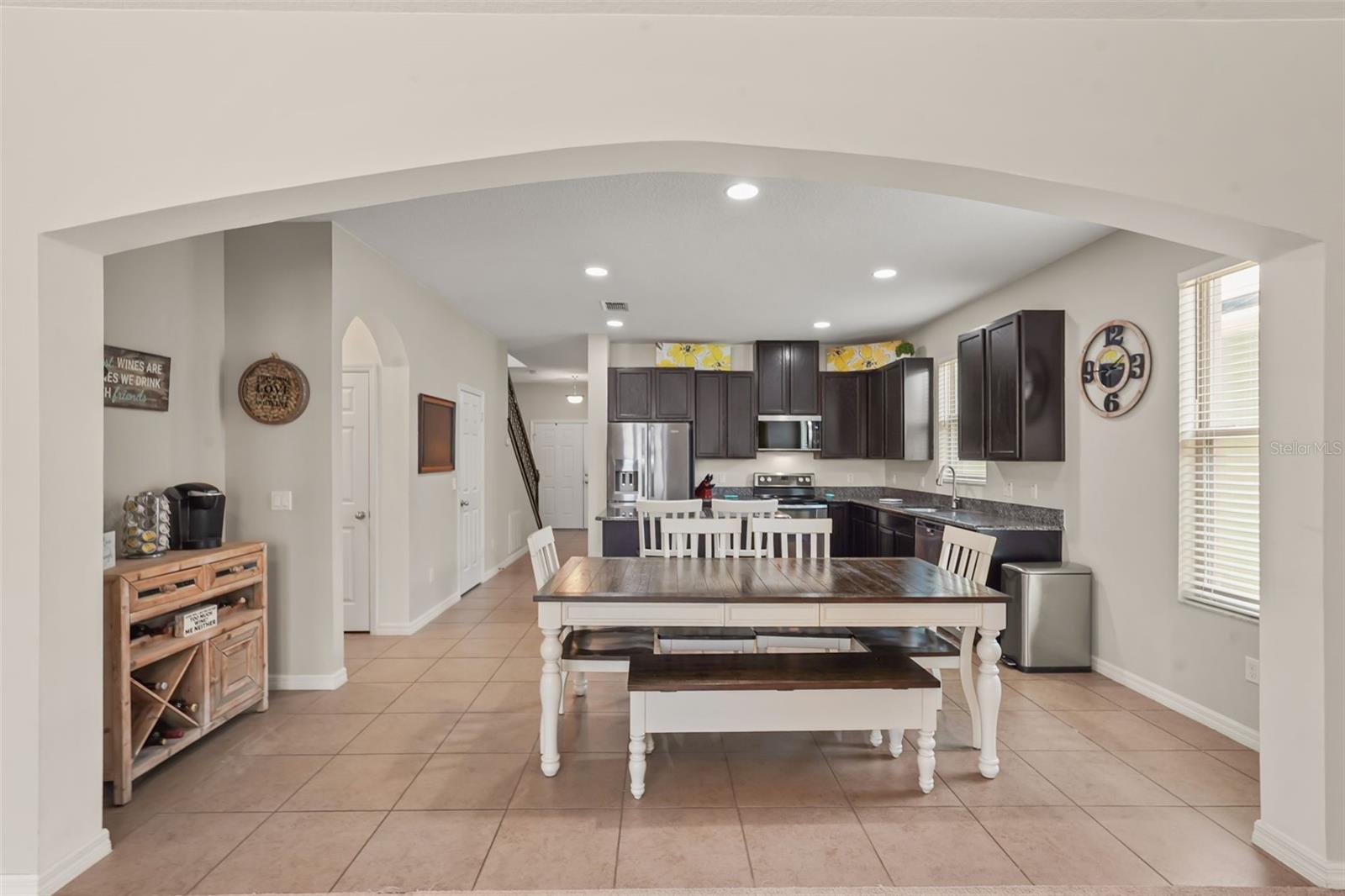 NOVA POINTE PH 2 - Residential