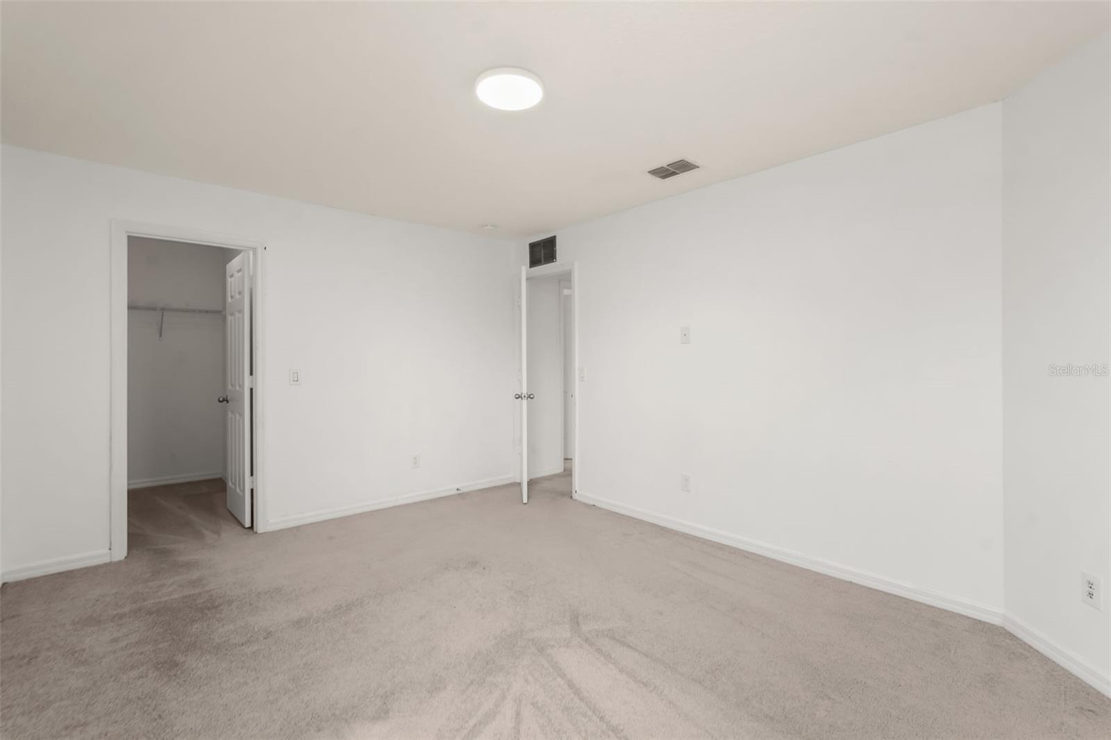 NOVA POINTE PH 2 - Residential