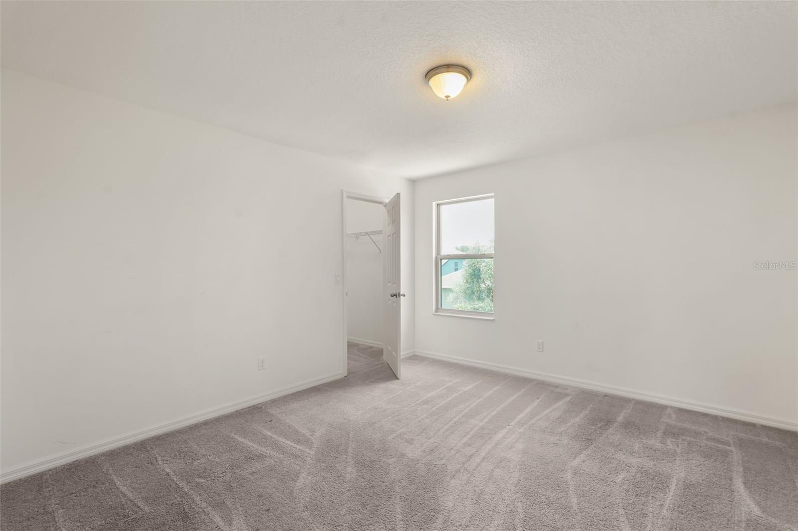 NOVA POINTE PH 2 - Residential