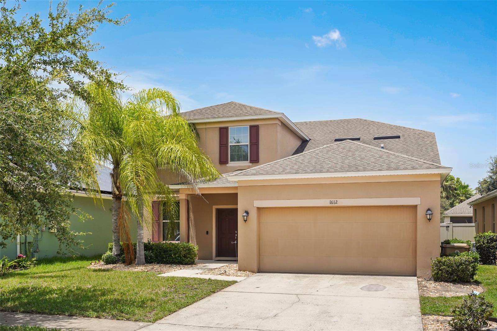 NOVA POINTE PH 2 - Residential