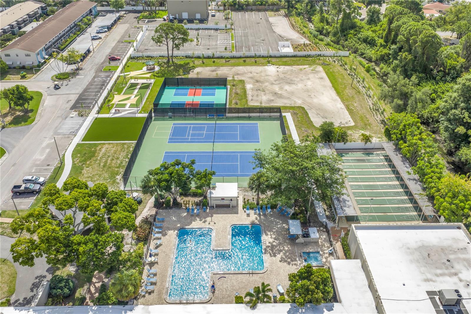 TERRACE PARK OF FIVE TOWNS - Residential