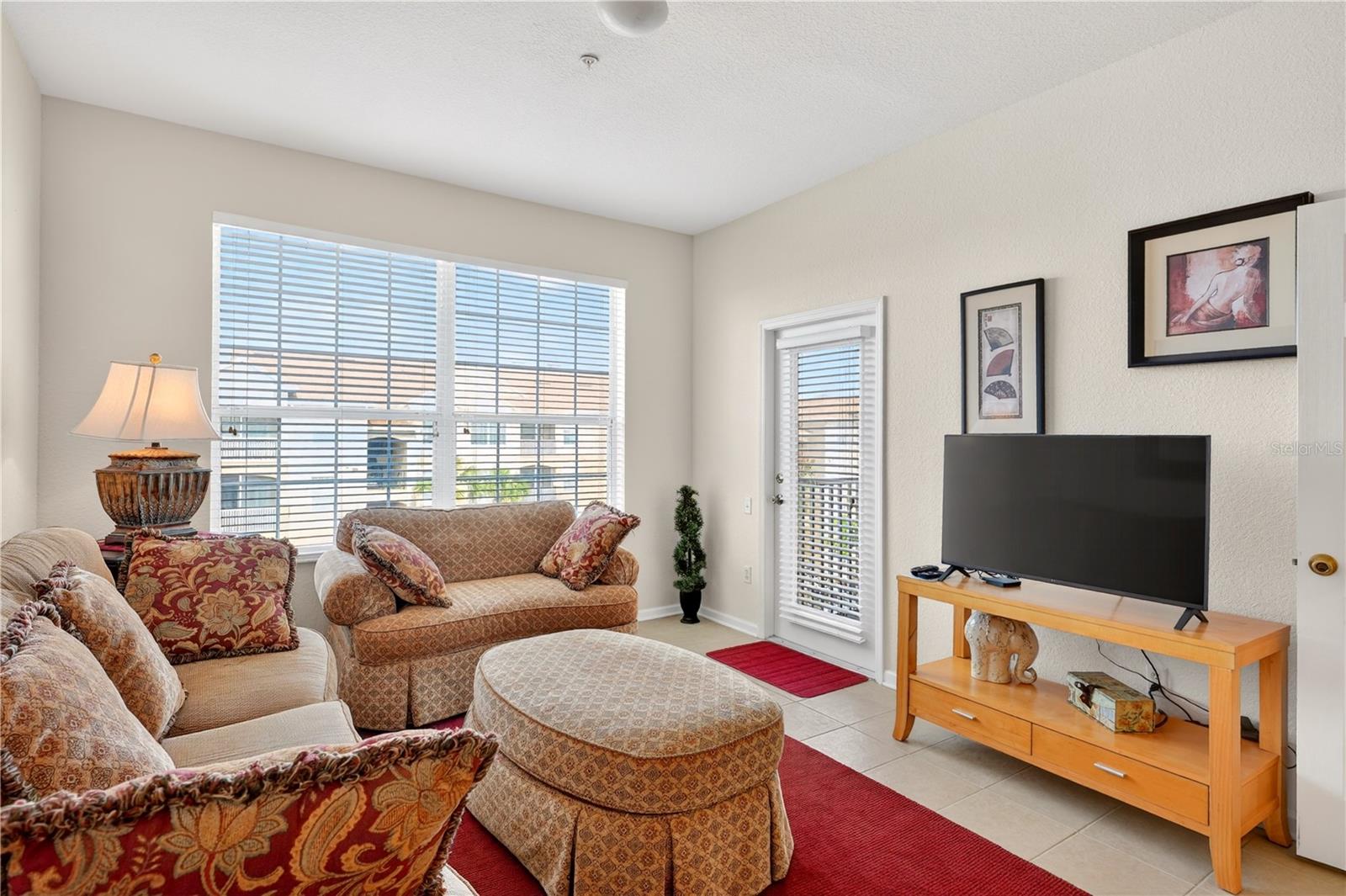 VENTURA AT WINDSOR HILLS CONDO PH 1 - Residential