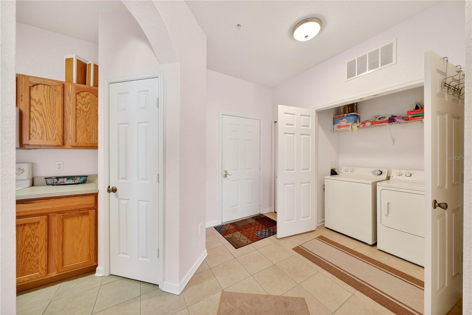 VENTURA AT WINDSOR HILLS CONDO PH 1 - Residential